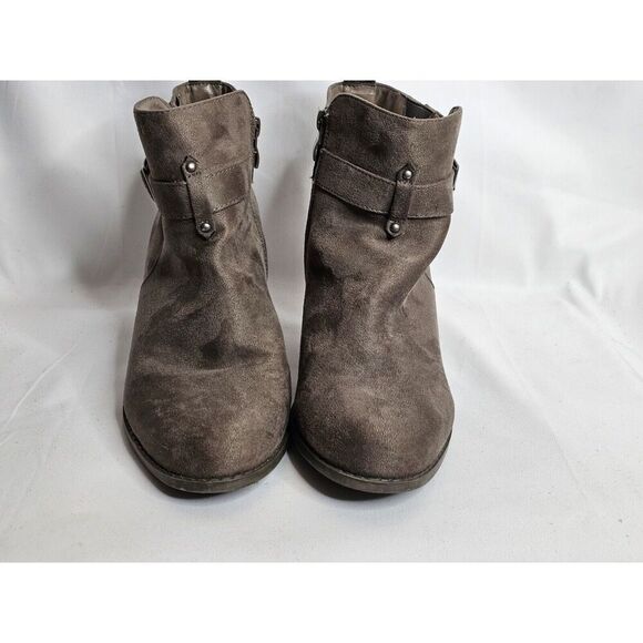 Torrid Gray Suede Ankle Boots Side Buckle Zip Up Women Size 10 Wide Boho Western - Picture 3 of 8